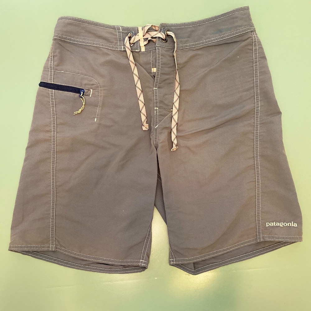 Patagonia Men's Stretch Wavefarer Boardshorts